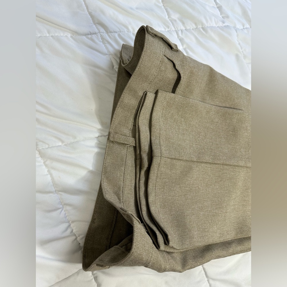 Wrangler Men’s Brown Pants No Iron Needed Size 40x30 - Picture 5 of 9